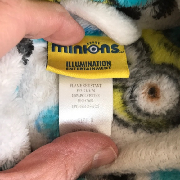 Minions Robe - Picture 2 of 2